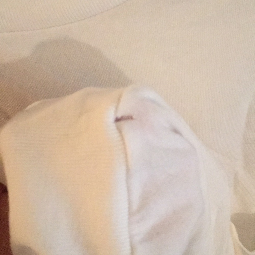 Brandy Melville pocket long sleeve T-shirt - Picture 4 of 4